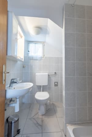 thumbnail: Bathroom