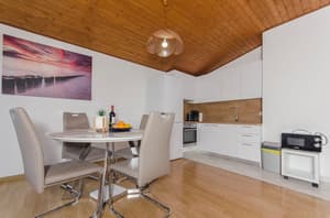 thumbnail: Living room