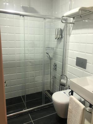 thumbnail: Bathroom