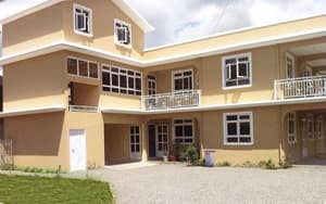 thumbnail: Front of property