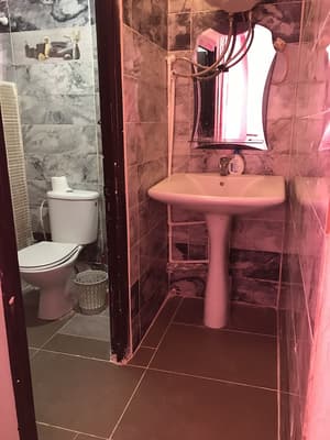 thumbnail: Bathroom sink