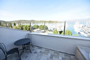 thumbnail: Balcony view