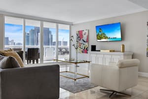 thumbnail: Living area