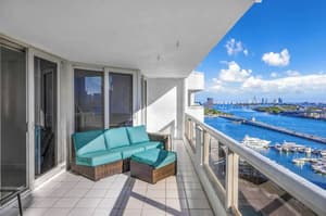thumbnail: Balcony view