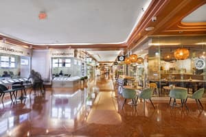 thumbnail: Shopping mall
