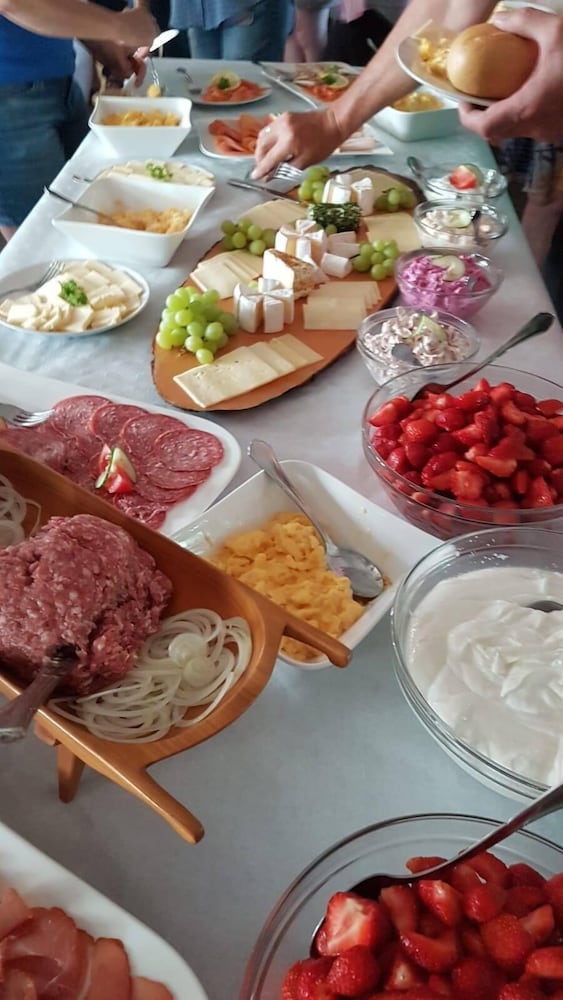 Buffet