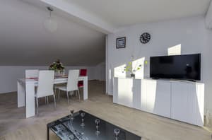 thumbnail: Living room
