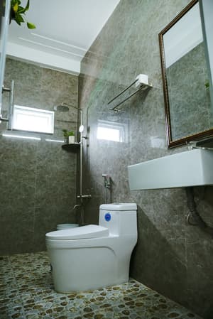 thumbnail: Bathroom