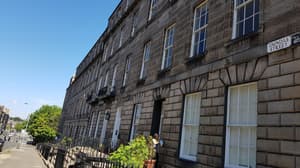 thumbnail: Front of property