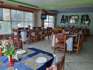 thumbnail: Breakfast buffet