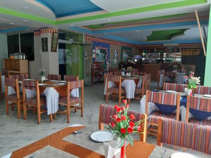 thumbnail: Restaurant