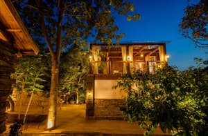 thumbnail: Front of property - evening/night