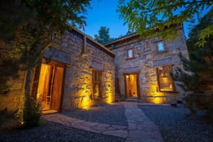 thumbnail: Courtyard