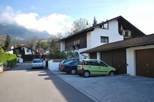 thumbnail: Parking