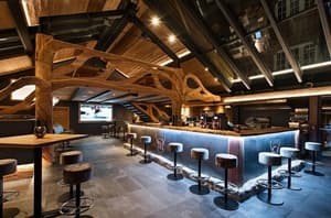 thumbnail: Bar (on property)