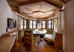 thumbnail: Interior