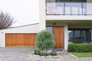 thumbnail: Exterior