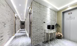 thumbnail: Hallway
