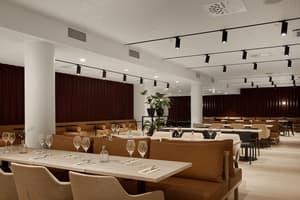 thumbnail: Restaurant