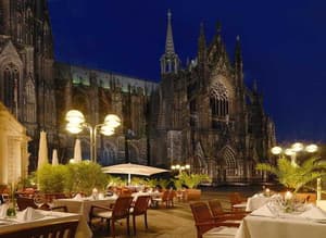 thumbnail: Restaurant