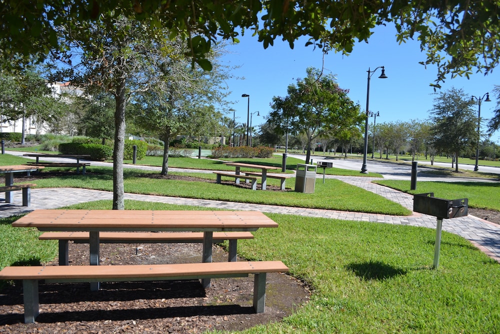 BBQ/picnic area