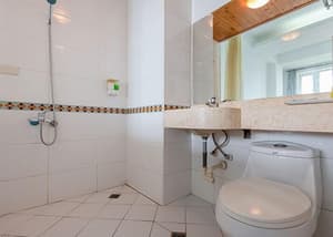 thumbnail: Bathroom