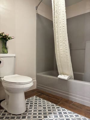 thumbnail: Bathroom