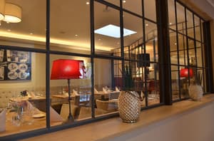 thumbnail: Restaurant