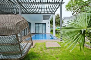 thumbnail: Private pool