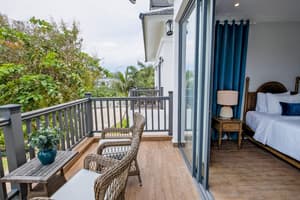 thumbnail: Balcony