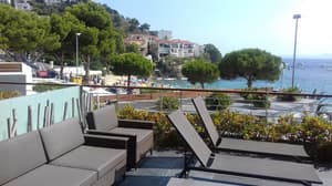 thumbnail: Sundeck