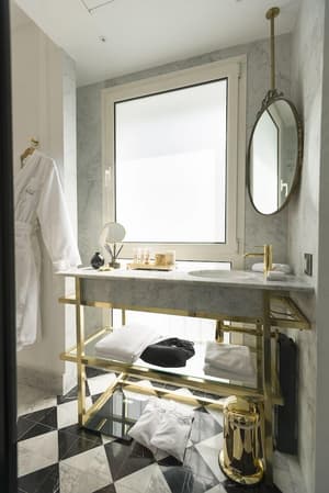 thumbnail: Bathroom