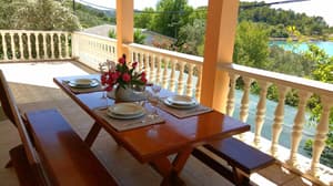 thumbnail: Balcony