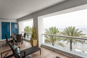 thumbnail: Terrace/patio