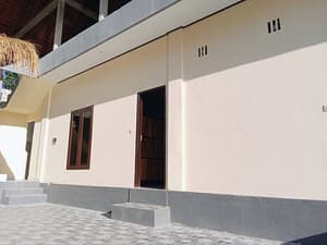 thumbnail: Exterior