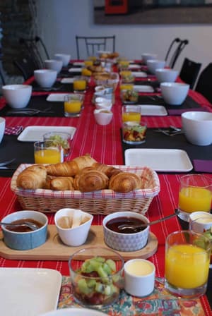 thumbnail: Breakfast area