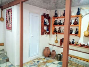 thumbnail: Interior