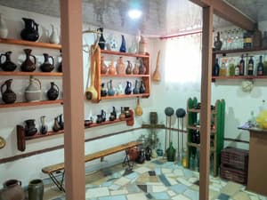 thumbnail: Interior