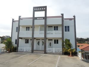 thumbnail: Exterior