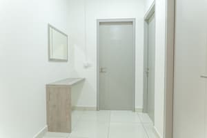 thumbnail: Interior entrance