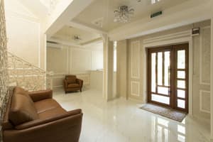thumbnail: Interior