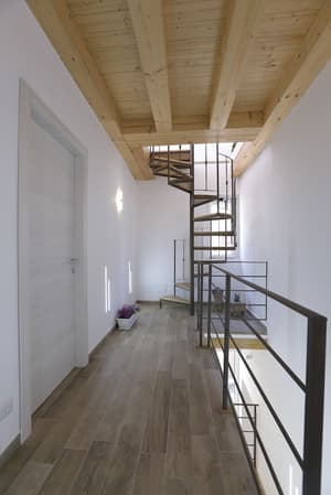 thumbnail: Hallway