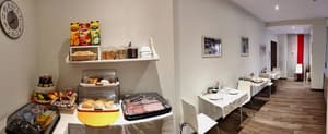 thumbnail: Breakfast area