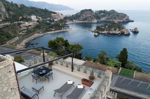 thumbnail: Terrace/patio