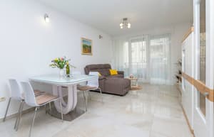 thumbnail: Living room