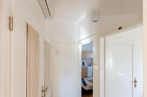 thumbnail: 708103064.jpg