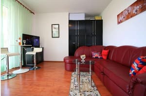 thumbnail: Living room