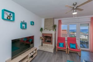 thumbnail: Living room
