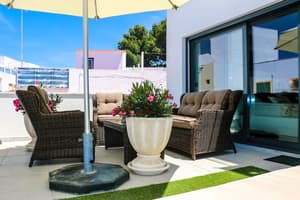 thumbnail: Terrace/patio