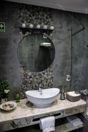 thumbnail: Bathroom sink